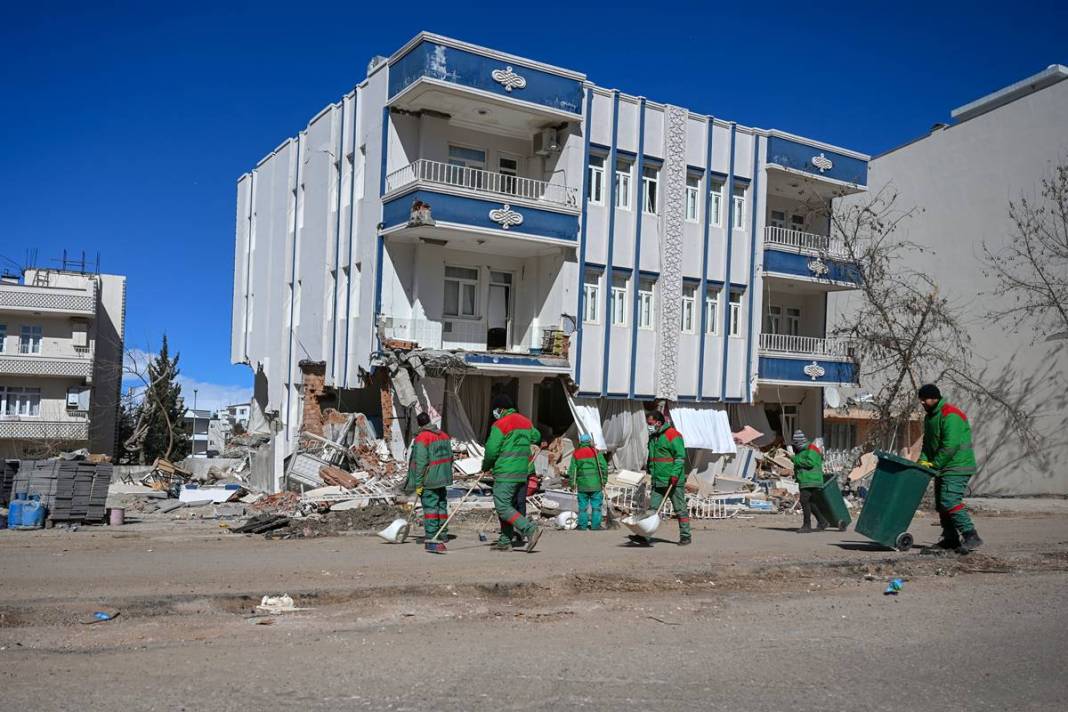 Naci Görür'den bir iyi, bir kötü haber: Doğu Anadolu Fayı artık büyük deprem üretmez, Kuzey Anadolu Fayı'nda ise risk arttı! 10